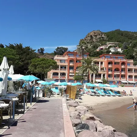 French Riviera 1 Bedroom On The Facing Cannes * Théoule-sur-Mer