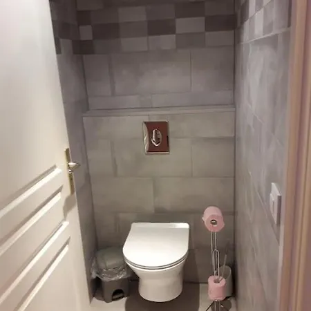 French Riviera 1 Bedroom On The Facing Cannes