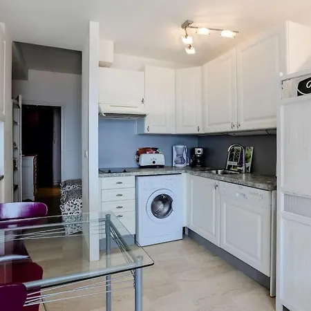 French Riviera 1 Bedroom On The Facing Cannes Lägenhet *