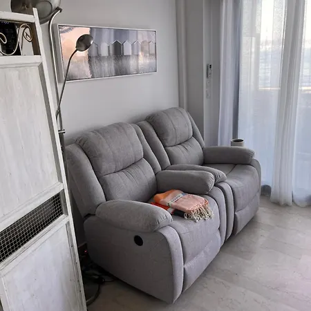 French Riviera 1 Bedroom On The Facing Cannes Lägenhet